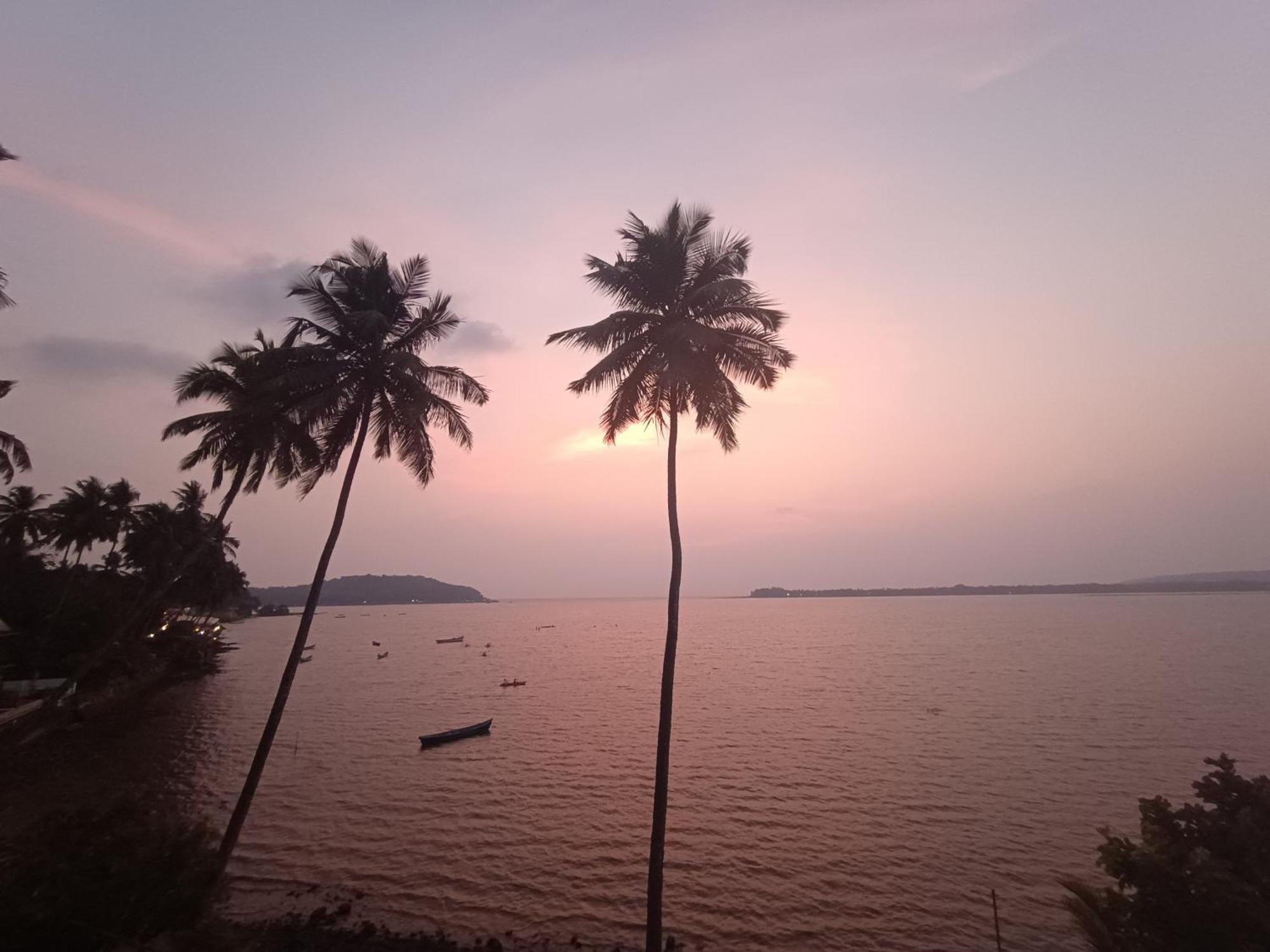 Guest house Gs On The Bay - Sea & Forest View Glass